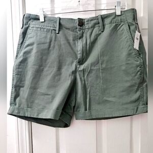 Gap Green Cargo Shorts with Cotton Blend.